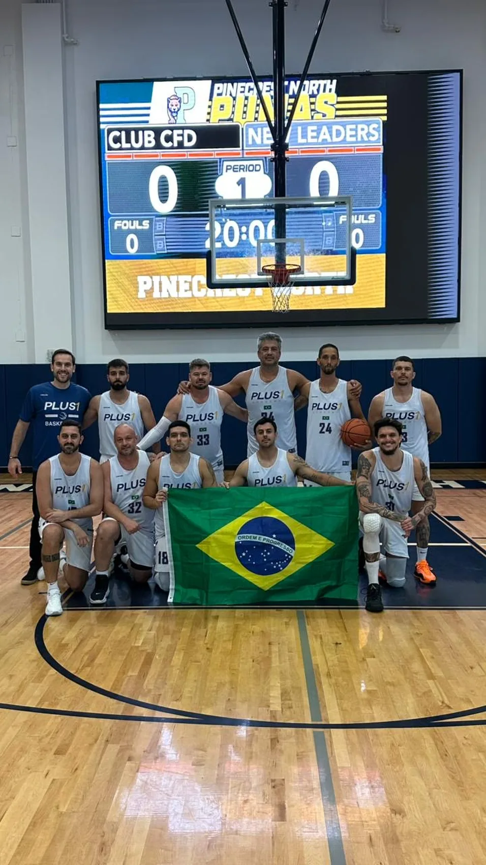 Equipe Plus1 Academy em experiência de basquete nos Estados Unidos